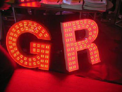 普安LED发光字常见的安装误区。